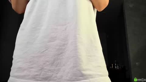 Im Courtney Nice to meet youFollow meInstagram courtneyluv778 online show from December 22, 2025, 12:57 pm