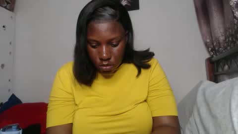 Erykah online show from October 18, 2025, 4:52 pm