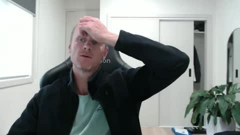 cptduckpants online show from November 28, 2025, 4:48 am