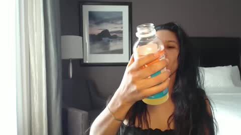 craven_d33 online show from April 14, 2026, 11:55 pm