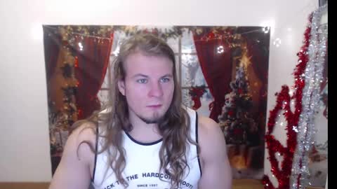 crazyangel8 online show from December 31, 2024, 10:34 pm