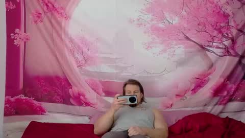 crazyangel8 online show from March 18, 2026, 10:07 am