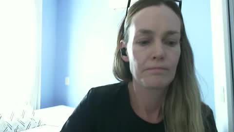 Anny online show from September 14, 2025, 5:45 pm