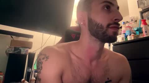 Snapshot of crazydill28 chatting on October 20, 2025, 8:53 pm crazydill28 online show from October 20, 2025, 8:53 pm