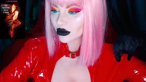 Roxy online show from December 7, 2024, 1:40 pm