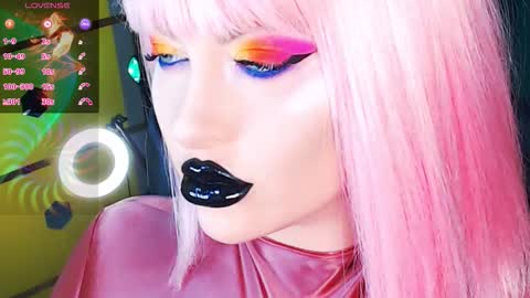 Roxy online show from September 9, 2025, 3:11 pm