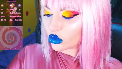 Roxy online show from October 18, 2025, 1:56 pm