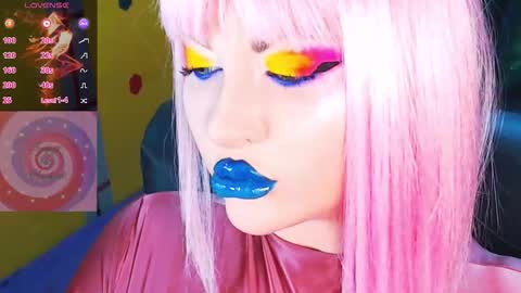 Roxy online show from October 19, 2025, 3:23 pm