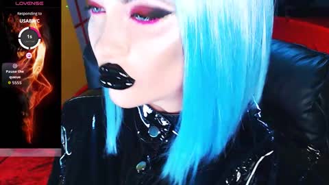 Roxy online show from March 12, 2026, 2:34 pm