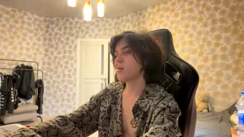 skinnybimmy online show from June 2, 2026, 1:13 pm