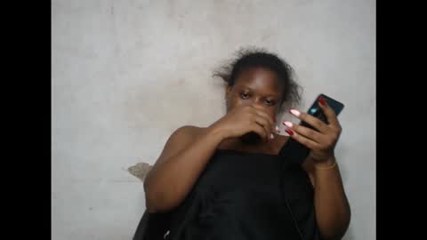 Snapshot of crazyslut17 chatting on September 29, 2025, 7:40 pm crazyslut17 online show from September 29, 2025, 7:40 pm