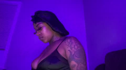 PHANTOMTARGARYENXXX online show from December 7, 2024, 2:31 am