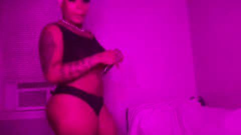 PHANTOMTARGARYENXXX online show from December 8, 2024, 1:56 am