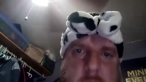 Snapshot of creampie315 chatting on December 30, 2024, 2:42 am creampie315 online show from December 30, 2024, 2:42 am