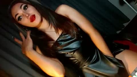 Snapshot of creamycum_celinexxx chatting on January 10, 2025, 7:32 pm Celine online show from January 10, 2025, 7:32 pm