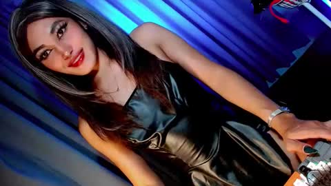 Snapshot of creamycum_celinexxx chatting on February 4, 2025, 7:55 pm Celine online show from February 4, 2025, 7:55 pm
