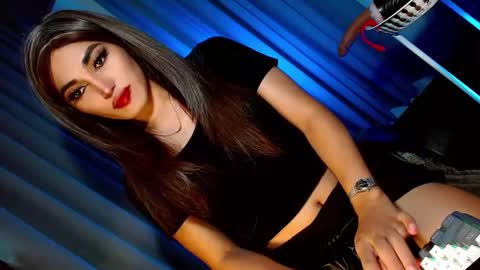 Snapshot of creamycum_celinexxx chatting on February 15, 2025, 10:31 pm Celine online show from February 15, 2025, 10:31 pm
