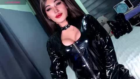 Snapshot of creamycum_celinexxx chatting on October 3, 2025, 7:22 pm Celine online show from October 3, 2025, 7:22 pm