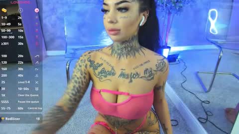 Sophie online show from September 24, 2025, 6:39 am