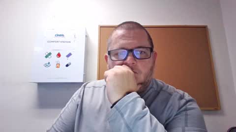 Snapshot of creeeping_death chatting on December 15, 2024, 1:46 am The hopeless romantic online show from December 15, 2024, 1:46 am