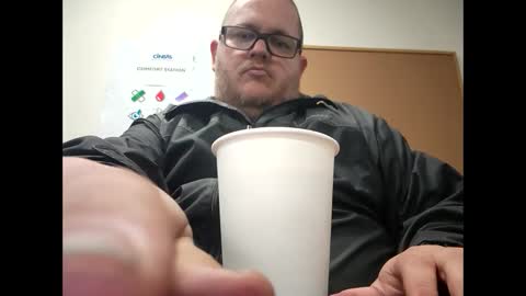 Snapshot of creeeping_death chatting on January 3, 2025, 2:43 am The hopeless romantic online show from January 3, 2025, 2:43 am