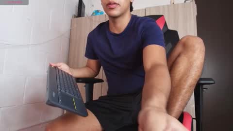 crh58_ online show from February 18, 2026, 7:10 pm