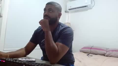 Snapshot of crimersorh chatting on March 4, 2026, 7:20 pm crimersorh online show from March 4, 2026, 7:20 pm