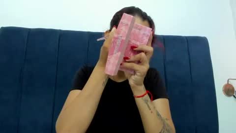 cris_dulce online show from June 10, 2026, 7:13 pm