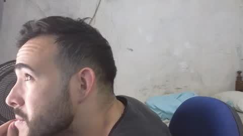 Snapshot of cris_simons chatting on December 8, 2024, 9:08 pm cris_simons online show from December 8, 2024, 9:08 pm