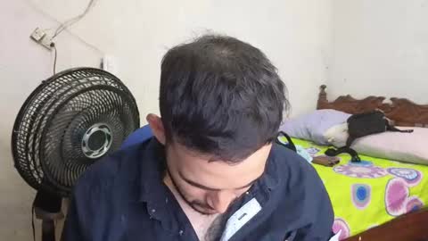 Snapshot of cris_simons chatting on February 25, 2025, 3:52 am cris_simons online show from February 25, 2025, 3:52 am