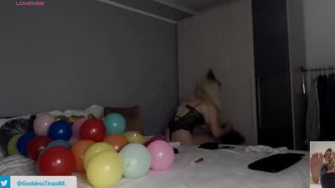 cris_tinne online show from March 3, 2026, 5:08 pm