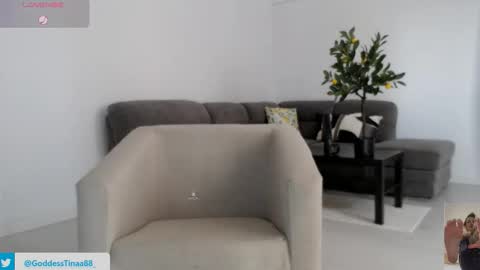 cris_tinne online show from April 25, 2026, 3:09 pm