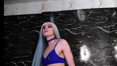Snapshot of crislingery_doll chatting on December 31, 2024, 2:03 pm crislingery_doll online show from December 31, 2024, 2:03 pm