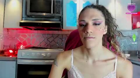 Cristina Onazis online show from June 10, 2026, 7:13 pm