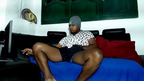 yereimis y jaider  online show from January 19, 2025, 3:50 am