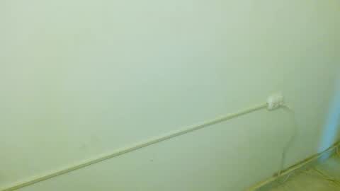 cristal1609 online show from November 5, 2025, 1:33 pm