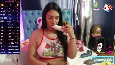 Snapshot of cristal__cherry chatting on December 24, 2024, 1:28 pm CRISTAL online show from December 24, 2024, 1:28 pm