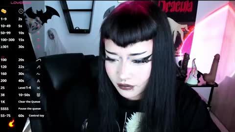 Cris online show from November 9, 2025, 6:06 pm