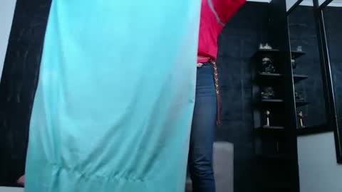 Hanna  online show from December 7, 2024, 6:21 am