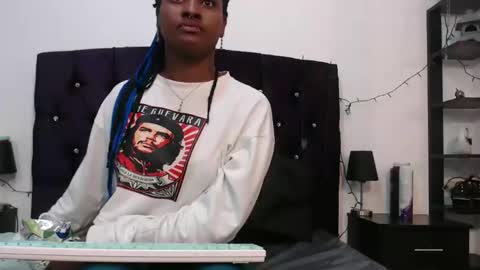 Hanna  online show from January 4, 2025, 1:52 am