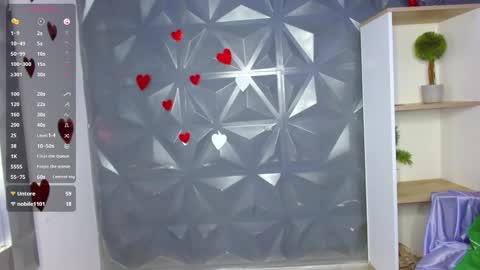 Cristal online show from March 1, 2025, 2:44 pm