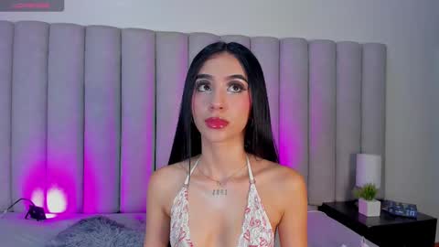 Snapshot of cristalcornner_ chatting on March 3, 2025, 7:39 pm Nicole  Connection time 220pm-910pmCol online show from March 3, 2025, 7:39 pm