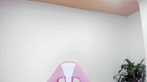 sofia online show from March 28, 2026, 9:14 pm