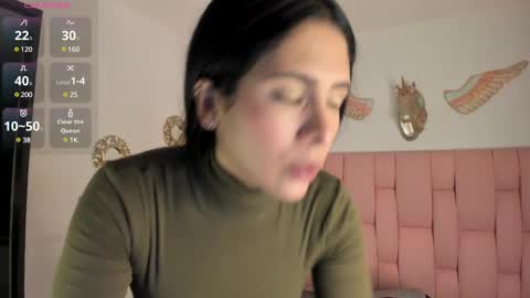 Snapshot of cristalmunez chatting on January 15, 2025, 2:27 am cristal online show from January 15, 2025, 2:27 am