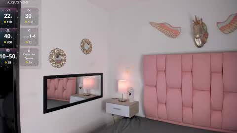 Snapshot of cristalmunez chatting on February 10, 2025, 12:39 pm cristal online show from February 10, 2025, 12:39 pm