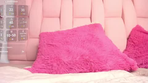 Snapshot of cristalmunez chatting on February 16, 2025, 10:43 pm cristal online show from February 16, 2025, 10:43 pm