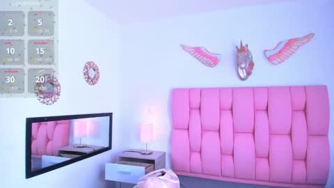 Snapshot of cristalmunez chatting on March 9, 2025, 1:37 pm cristal online show from March 9, 2025, 1:37 pm