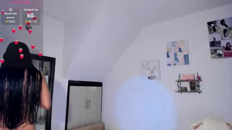 Snapshot of cristalmunez chatting on September 10, 2025, 1:00 pm cristal online show from September 10, 2025, 1:00 pm