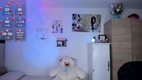 Snapshot of cristalmunez chatting on September 21, 2025, 3:35 pm cristal online show from September 21, 2025, 3:35 pm