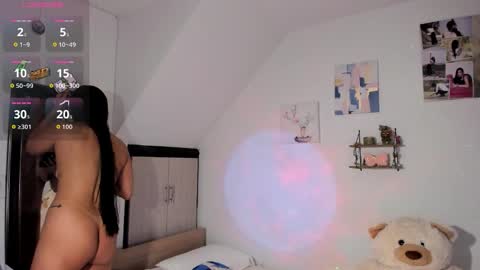 Snapshot of cristalmunez chatting on October 14, 2025, 2:18 pm cristal online show from October 14, 2025, 2:18 pm